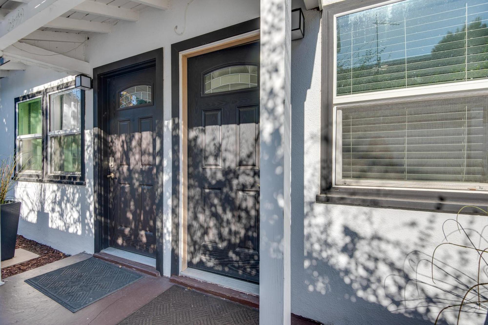 Nuys Abode With Patio, 7 Mi To Universal *